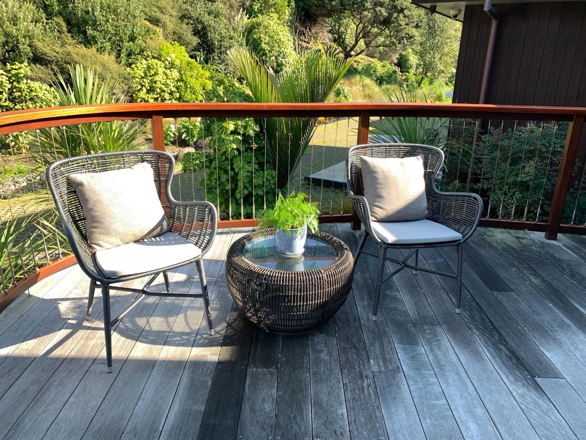 Te Whaanga Retreat & Spa Raglan Exterior photo